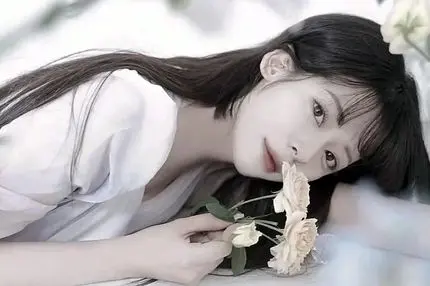  مرگ مرموز خواننده مشهور زن کره‌ای در ۲۷ سالگی 