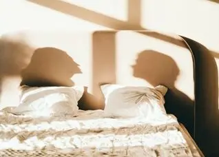 اگر رابطه جنسی خوب نباشد، یعنی عشق هم مشکلی دارد؟