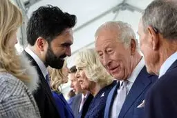 دعوا بر سر غنیمت نادرشاه در آمریکا | زهران ممدانی به پادشاه انگلیس: کوه نور را باید برگردانید به هند!