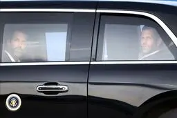 ترامپ می‌جنگد تا پسرانش پول پارو کنند!