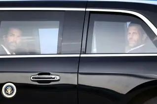 ترامپ می‌جنگد تا پسرانش پول پارو کنند!