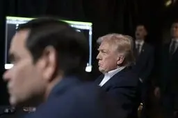 ترامپ از حمله نظامی علیه ایران منصرف شد؟