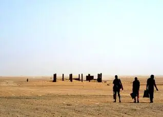 اتوبوس خراب شد، پنجاه نفر از تشنگی مُردند!