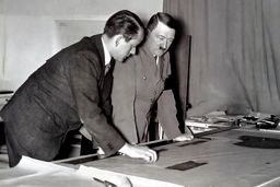 چگونه معمار هیتلر از طناب دار گریخت؟