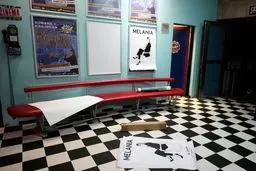 فاجعه مستند ملانیا | مستندی پرهزینه با تصویری تهی